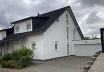 Haus zum Mieten in Mackenbach 1.800 € 196 m²