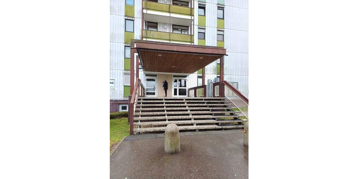 Etagenwohnung Neunkirchen Innenstadt - 3 Zimmer, 75 m&sup2;, 110.000&euro; | Angebot:24748155