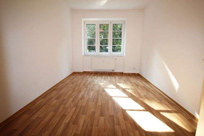 Zimmer Chemnitz Bernsdorf - 2 Zimmer, 56 m&sup2;, 325&euro; | Angebot:26307393