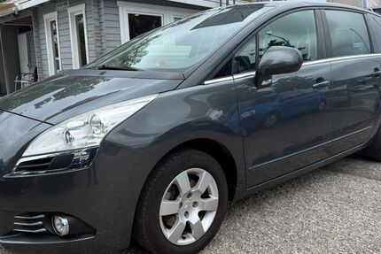 Peugeot 5008 159.000 km 2.650 € Nürnberg 90431