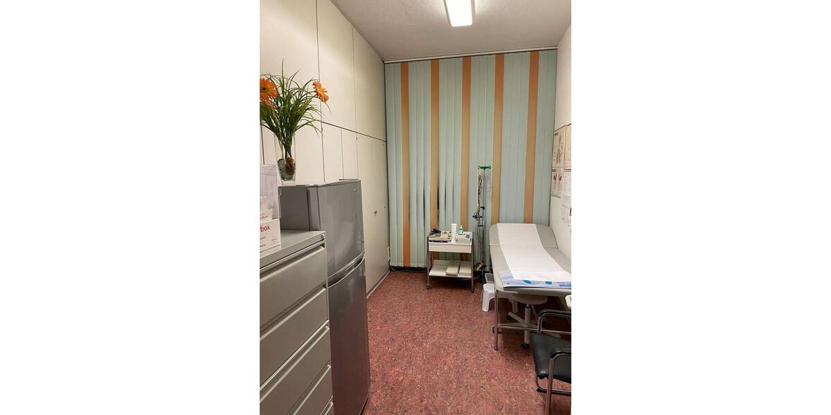 Gewerbeobjekt Pforzheim Nordstadt - 6 Zimmer, 180 m&sup2;, 1.150&euro; | Angebot:25999783