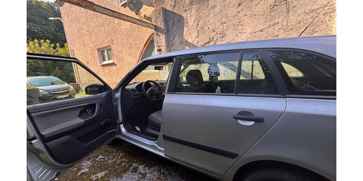 Skoda Fabia 290.000 km 2.780 &euro; Hemer 58675
