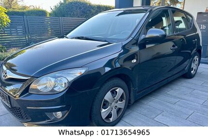 Hyundai i30 200.000 km 2.500 € Zwenkau OT Löbschütz 04442