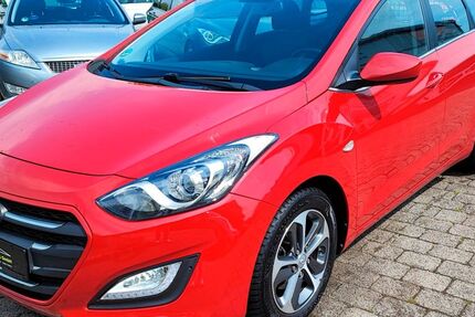 Hyundai i30 142.721 km 8.250 &euro; Radeberg 01454
