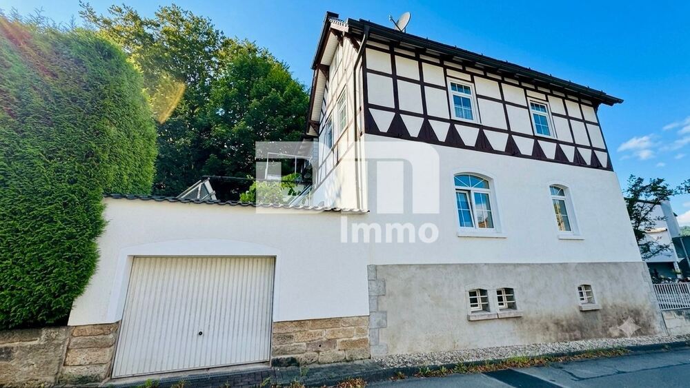 Sanierter Wohntraum mit Garten Terrasse und 2 Garagen + vielen Extras - Einfamilienhaus Witzenhausen | Angebot:27244520