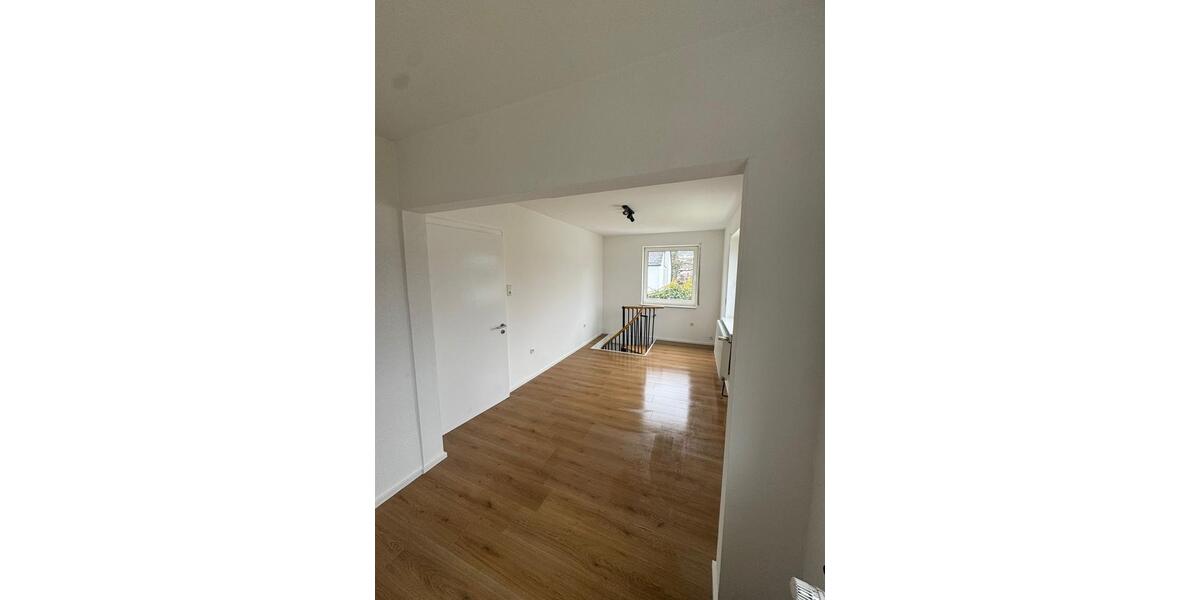 Etagenwohnung Siegen - 3 Zimmer, 95 m&sup2;, 239.000&euro; | Angebot:27136704