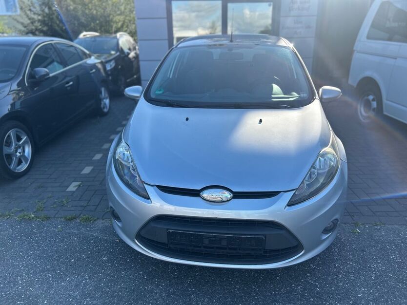 Ford Fiesta 252.000 km 1.250 € Wilhelmshaven 26384