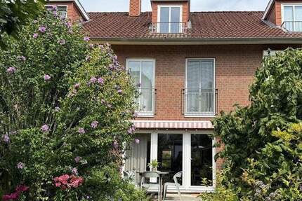 Reihenmittelhaus modern & energieeffizient, Vollkeller, 180m²-Platz 4 zimmer