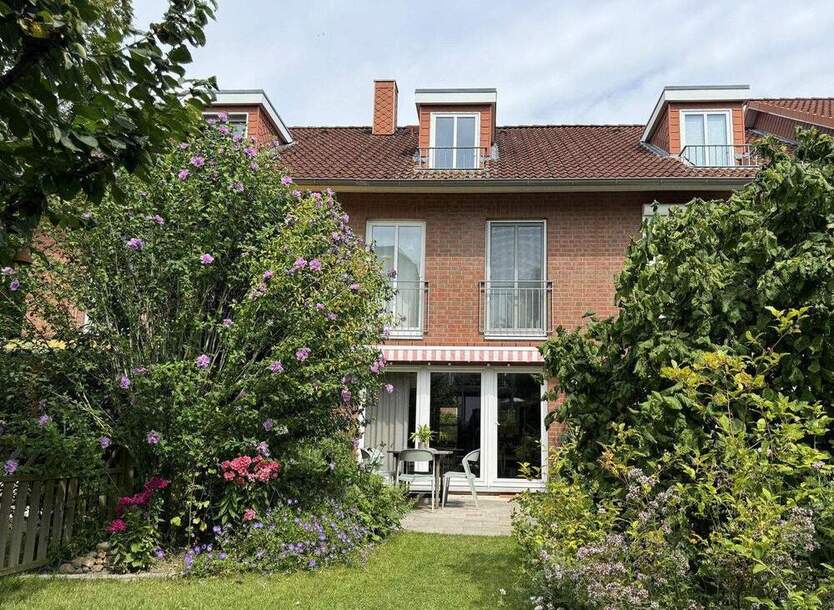 Reihenmittelhaus modern & energieeffizient, Vollkeller, 180m²-Platz 4 zimmer