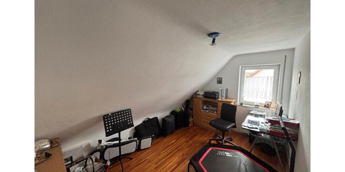 Einfamilienhaus Herrieden - 5 Zimmer, 141 m&sup2;, 349.000&euro; | Angebot:26578358