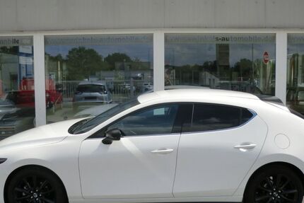 Mazda 3 3.300 km 21.990 &euro; Leverkusen 51377