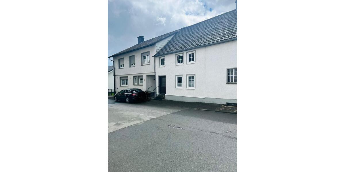 Einfamilienhaus Brilon - 8 Zimmer, 224 m&sup2;, 450.000&euro; | Angebot:26596138