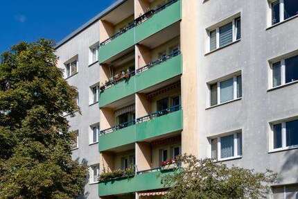 Wohnung Brandenburg an der Havel Hohenstücken - 3 Zimmer, 59 m&sup2;, 384&euro; | Angebot:25641047