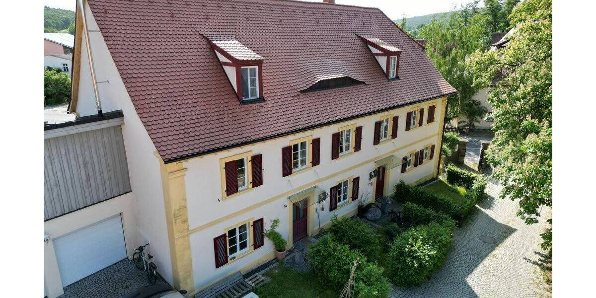 Doppelhaushälfte Stegaurach Waizendorf - 7 Zimmer, 176 m&sup2;, 459.000&euro; | Angebot:25773877