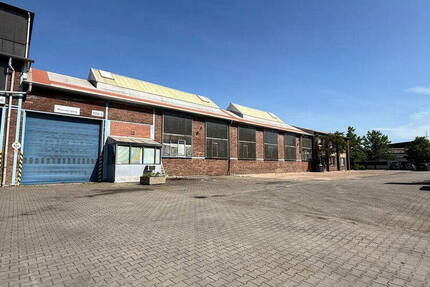 1670 m² Lager Logistik Hochregal Büro Freifläche
