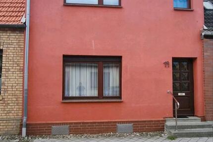Haus Neukalen - 4 Zimmer, 65 m&sup2;, 85.000&euro; | Angebot:26638844