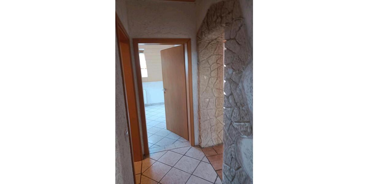 Etagenwohnung Nonnweiler - 3 Zimmer, 95 m&sup2;, 570&euro; | Angebot:25370251