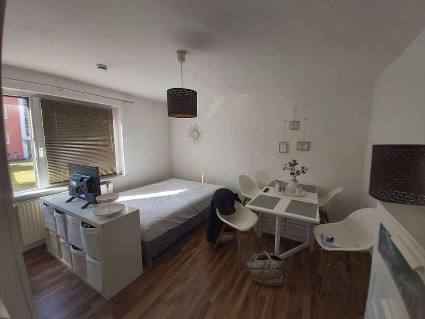 Wohnung zum Mieten in Lübeck 310 € 27 m²