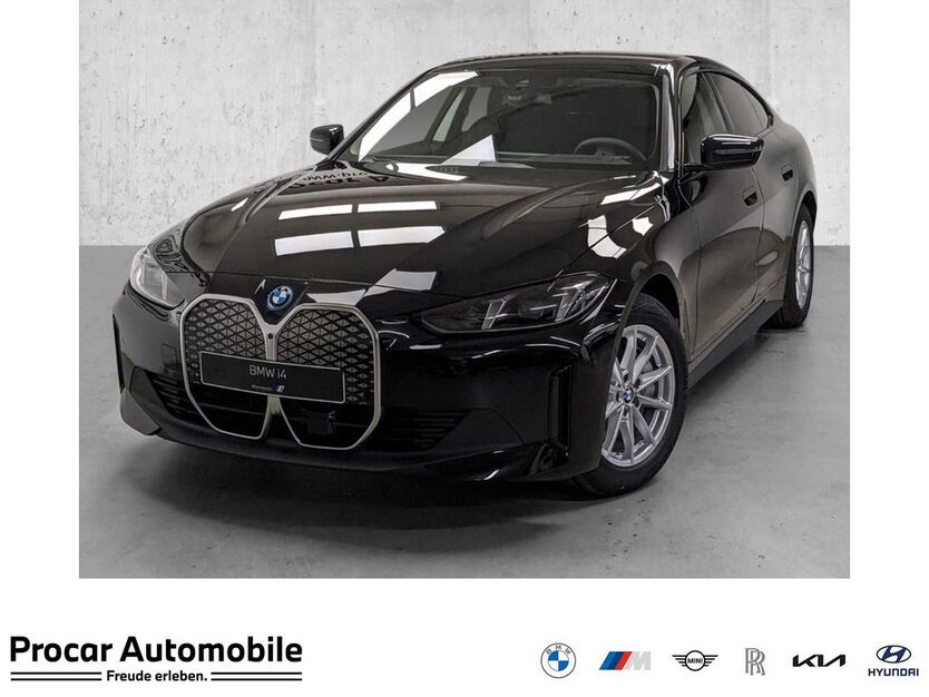 BMW i4 5.900 km 54.940 € Unna 59425