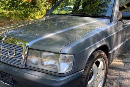Mercedes-Benz 190 179.500 km 7.200 € Essen 45276