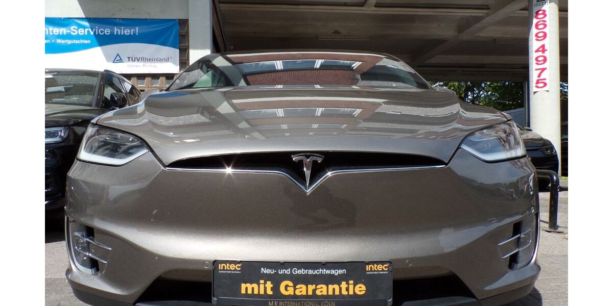 Tesla Model X 185.900 km 35.900 &euro; Köln 51069
