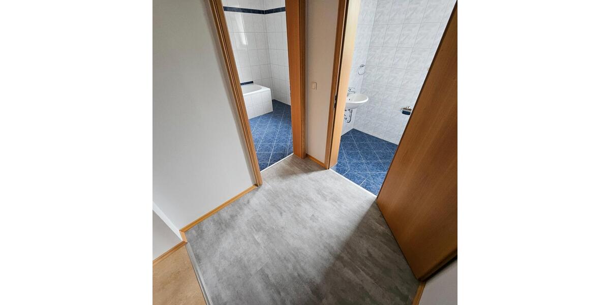 Etagenwohnung Deggendorf - 4 Zimmer, 115 m&sup2;, 1.100&euro; | Angebot:26413727