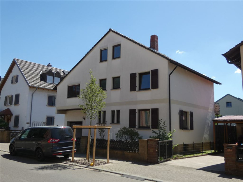 Haus zum Kaufen in Deidesheim 448.000 € 257 m²