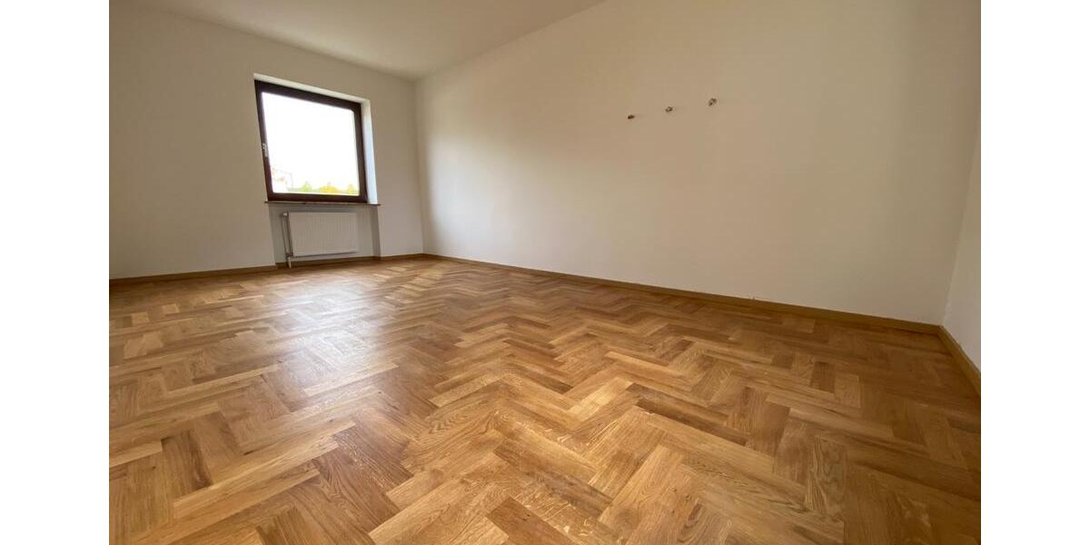 Einfamilienhaus Regensburg Konradsiedlung - 5 Zimmer, 135 m&sup2;, 2.190&euro; | Angebot:24752741