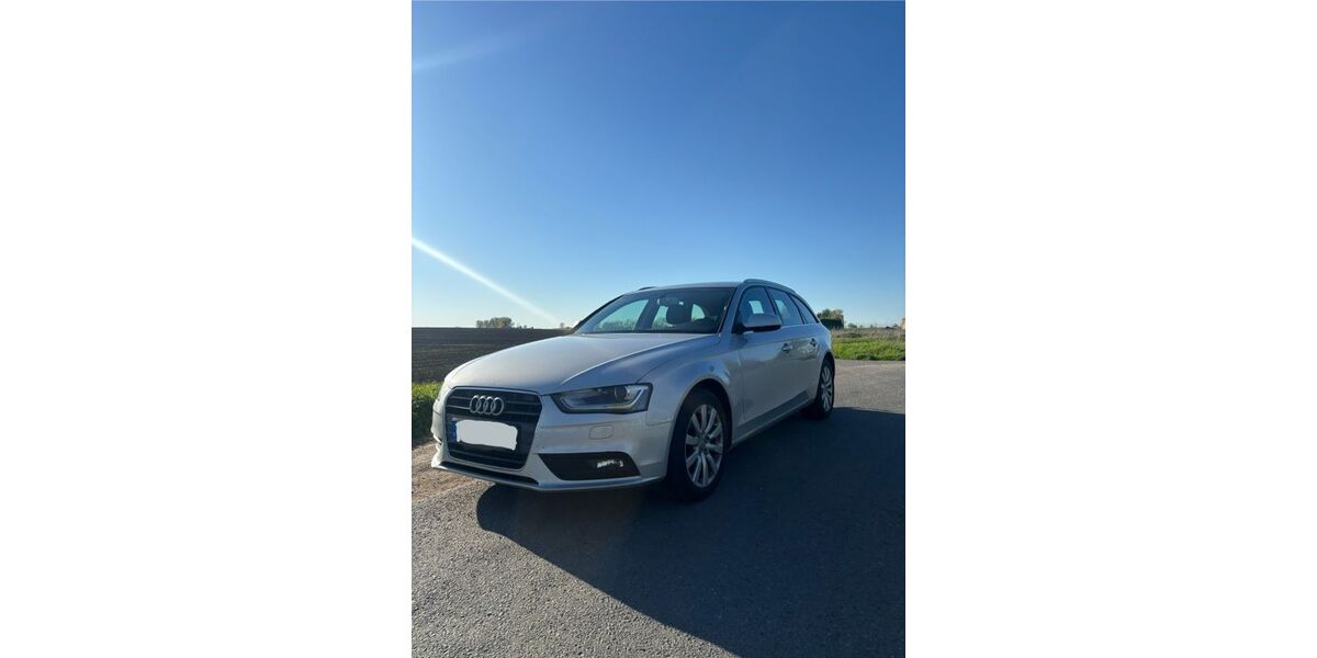 Audi A4 151.000 km 8.800 &euro; Völpke 39393
