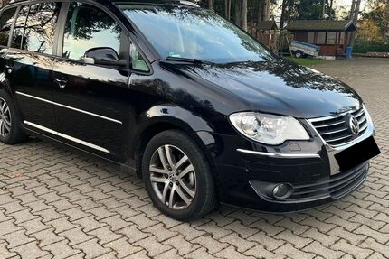 VW Touran 242.000 km 3.890 &euro; Bad Wurzach 88410