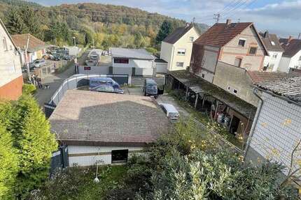 Haus Lollar - 8 Zimmer, 224 m&sup2;, 458.000&euro; | Angebot:19211023