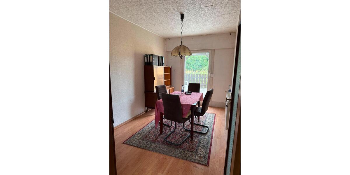 Einfamilienhaus Sollstedt - 8 Zimmer, 125 m&sup2;, 125.000&euro; | Angebot:27127862