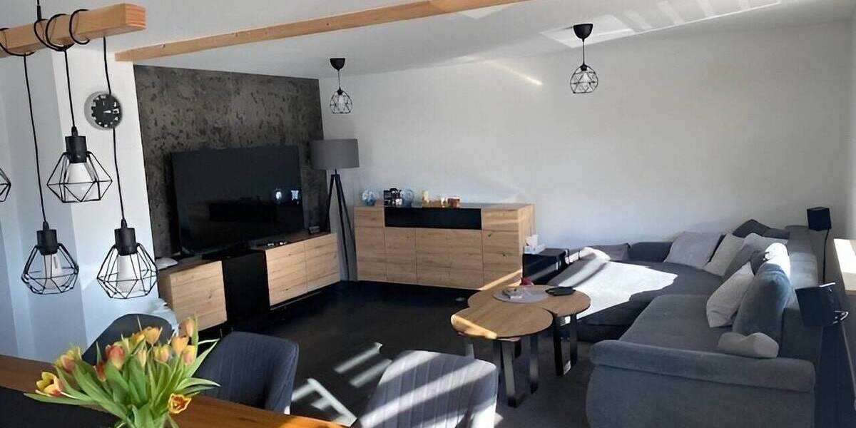 Etagenwohnung Pfullendorf Mottschieß - 5 Zimmer, 132 m&sup2;, 330.000&euro; | Angebot:26743532