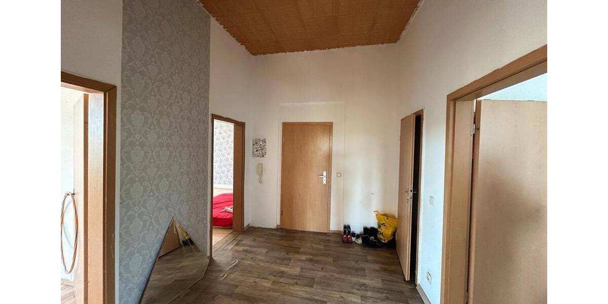 Etagenwohnung Eisleben (Lutherstadt) - 4 Zimmer, 105 m&sup2;, 595&euro; | Angebot:26407843