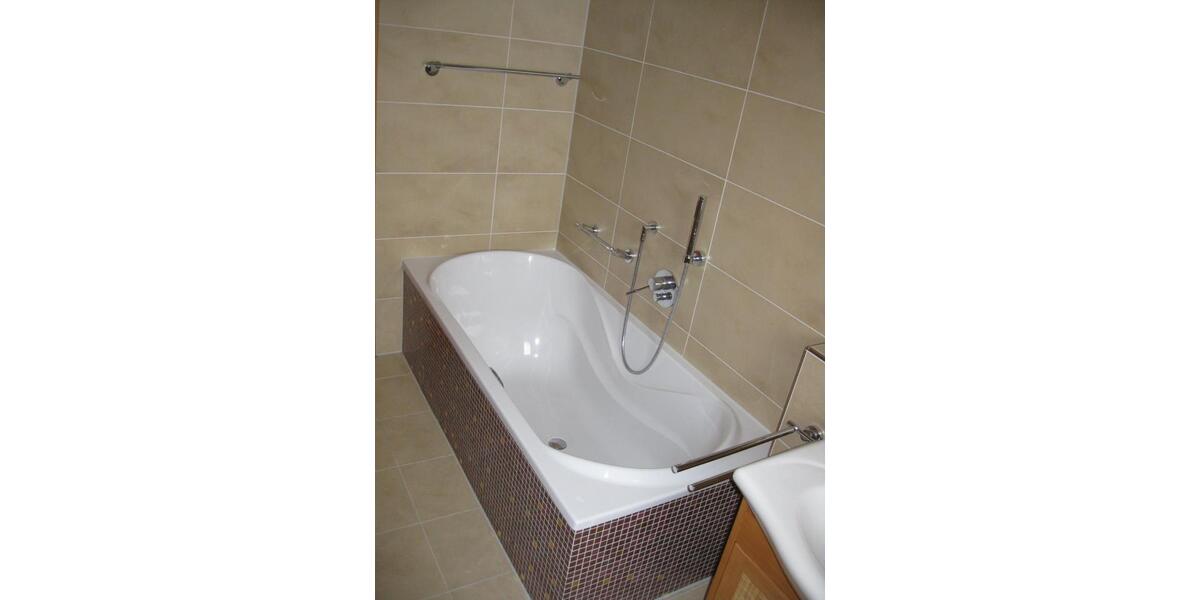 Etagenwohnung Peißenberg - 3 Zimmer, 85 m&sup2;, 1.100&euro; | Angebot:25945369