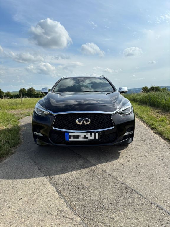 Q30