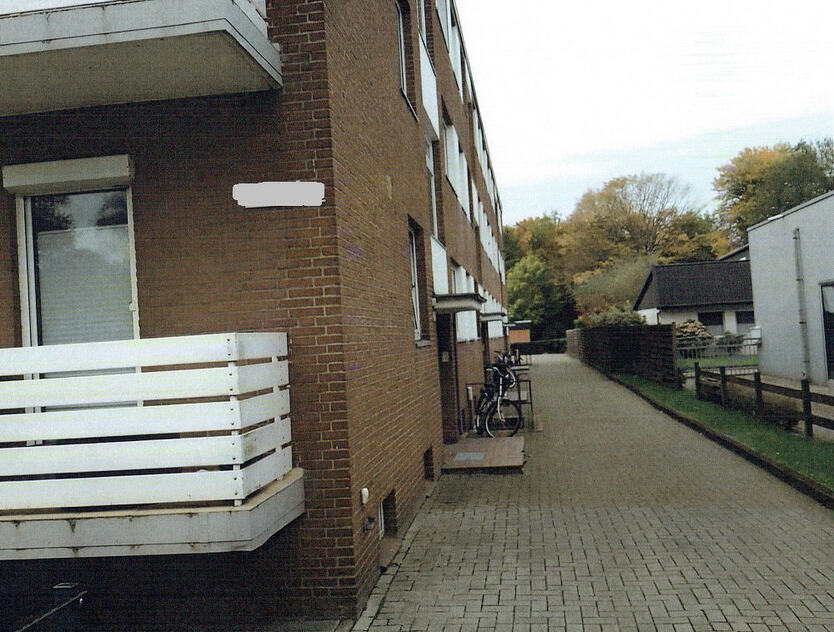 Vermietete 3-Zimmer-Erdgeschoßwohnung mit Loggia in Nordenham-Atens