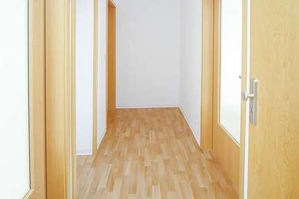 Wohnung Helbra - 2 Zimmer, 45 m&sup2;, 261&euro; | Angebot:27341673