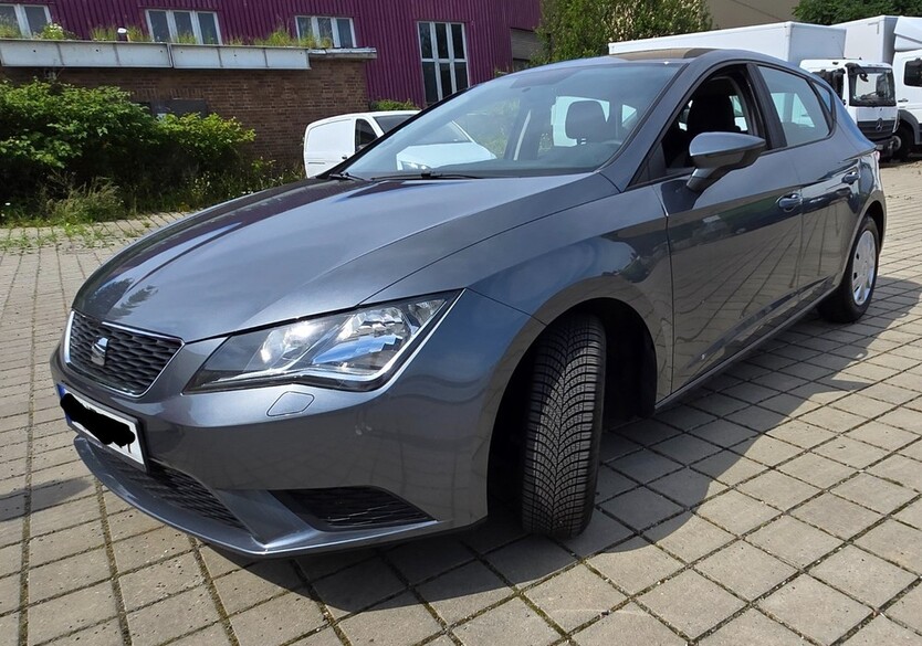 Seat Leon 141.900 km 6.900 € Berlin 10178