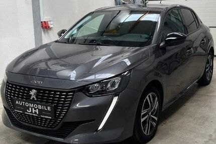 Peugeot 208 9.600 km 16.800 € Bitburg 54634