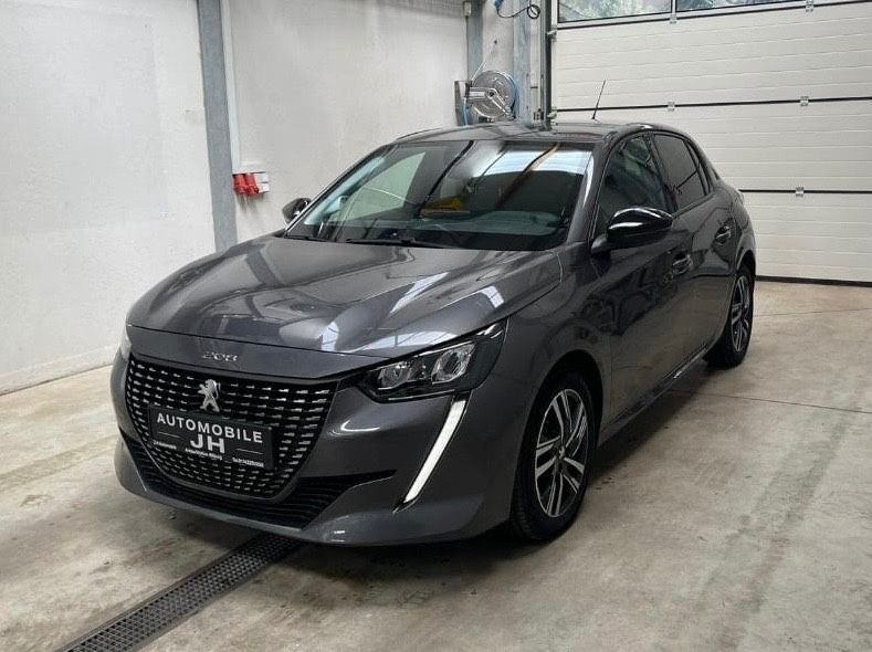 Peugeot 208 9.600 km 16.800 € Bitburg 54634