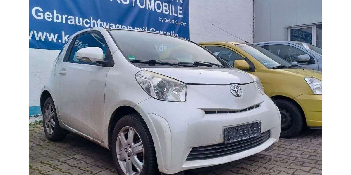 Toyota iQ 99.570 km 4.750 &euro; Duisburg 47269