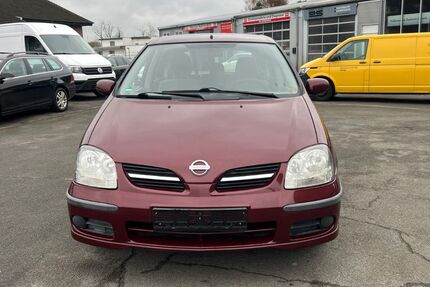 Nissan Almera 201.733 km 690 &euro; Lübeck 23560