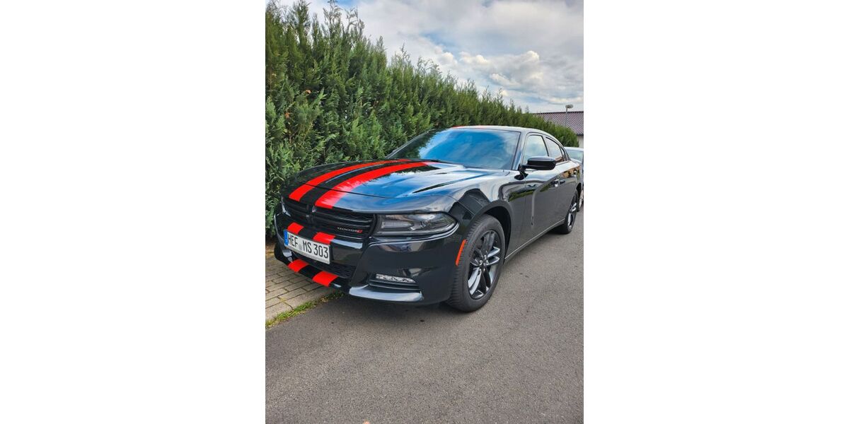 Dodge Charger 80.000 km 26.400 &euro; Spangenberg 34286