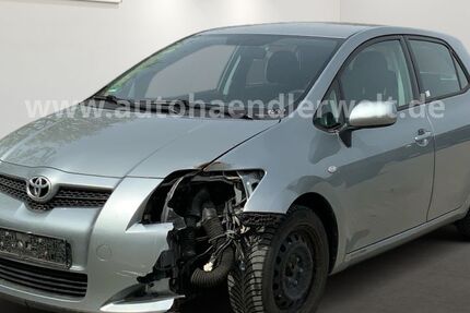 Toyota Auris 167.590 km 2.999 &euro; Brehna 06796