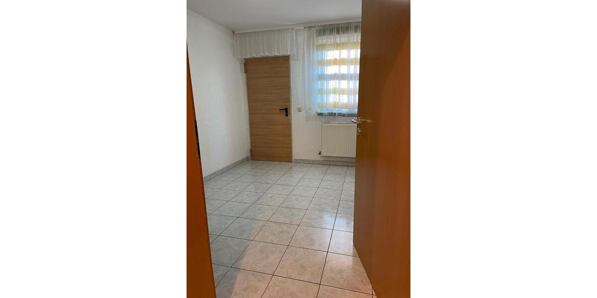 Doppelhaushälfte Bad Rappenau - 8 Zimmer, 213 m&sup2;, 520.000&euro; | Angebot:27050149