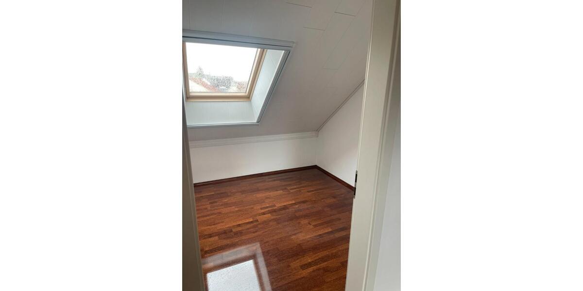 Reihenhaus Bad Sobernheim - 5 Zimmer, 130 m&sup2;, 374.000&euro; | Angebot:27086401