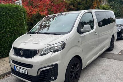 Peugeot Expert 190.000 km 16.800 € Düsseldorf 40470