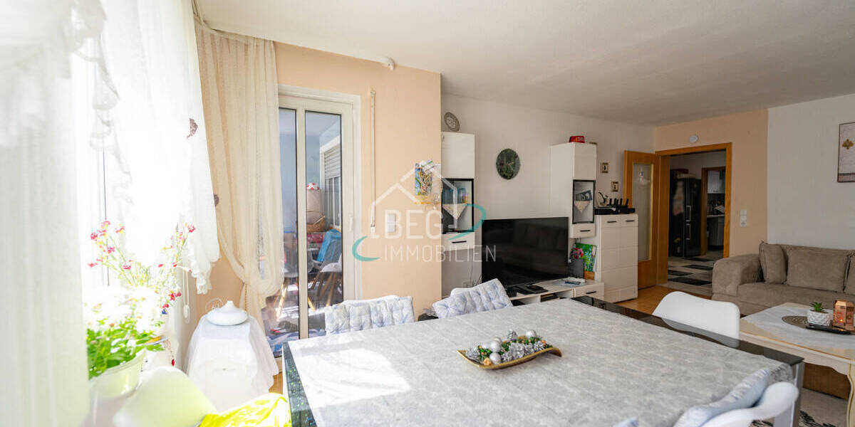 Etagenwohnung Crailsheim / Altenmünster Crailsheim - 3 Zimmer, 79 m&sup2;, 220.000&euro; | Angebot:26433548
