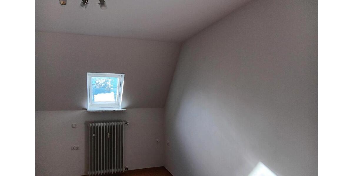 Etagenwohnung Arberg - 3 Zimmer, 102 m&sup2;, 950&euro; | Angebot:25298494